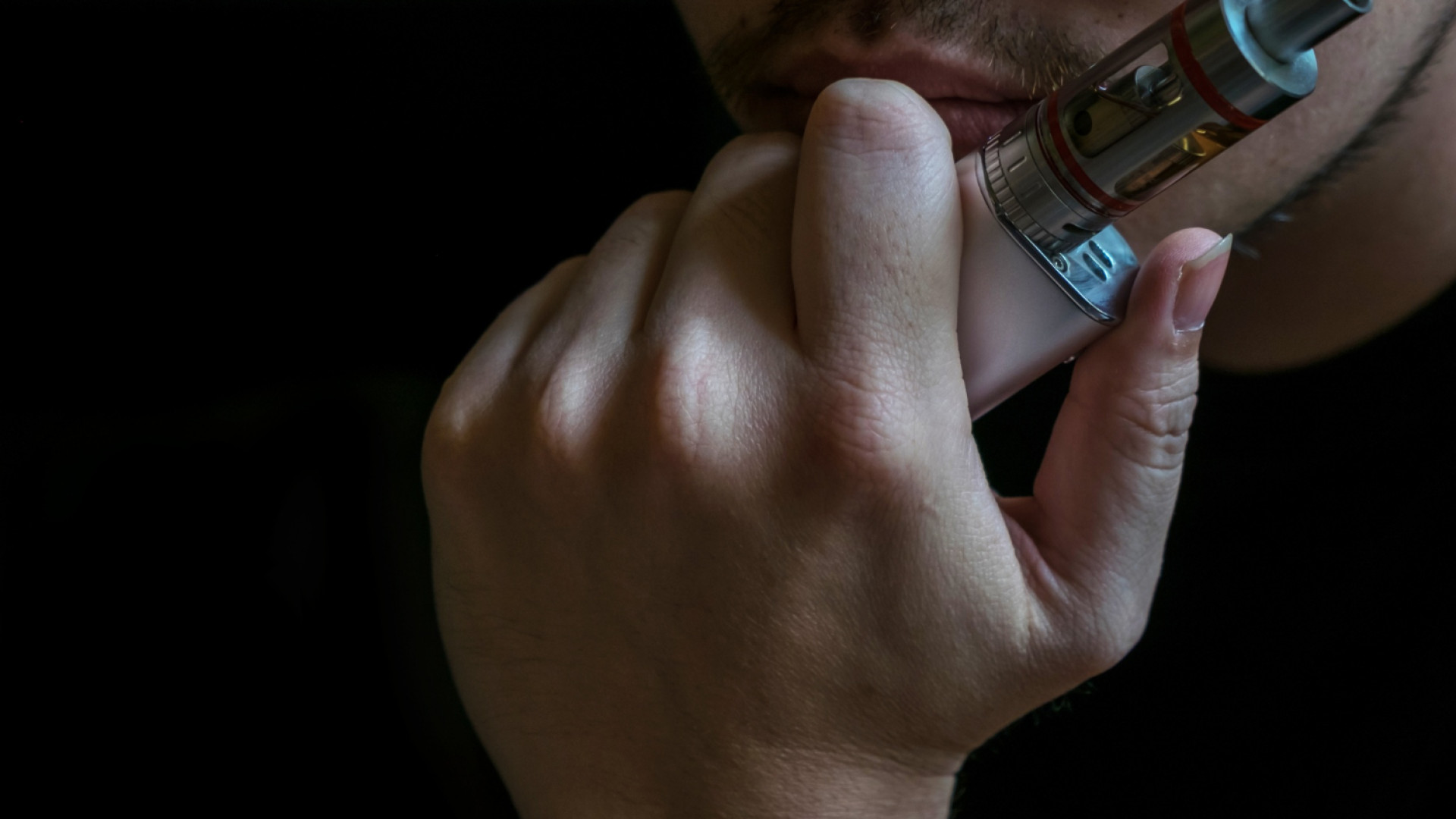 Puffs interdites, mais toujours là : ce que tu risques vraiment et pourquoi en parler à ton médecin